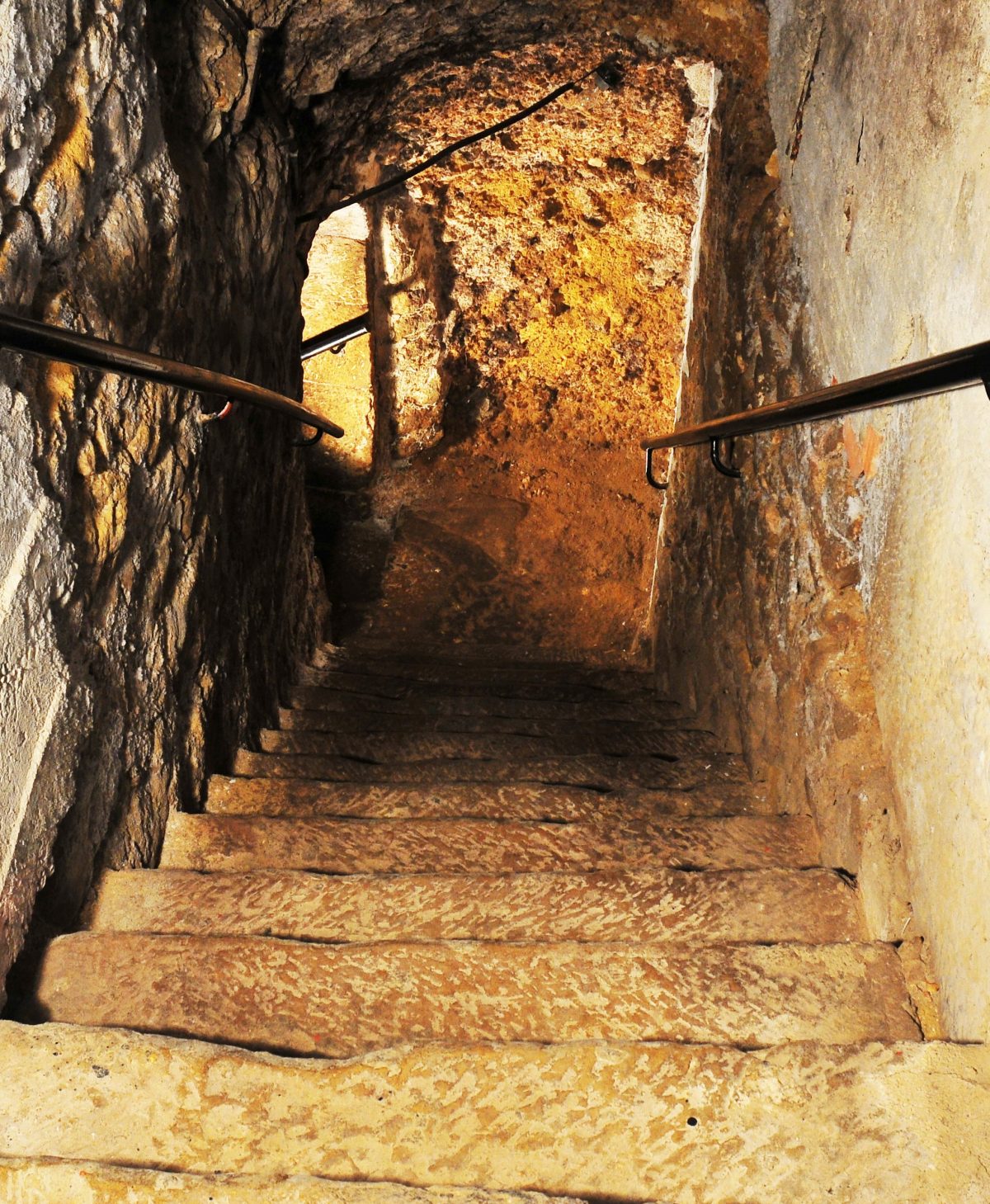 entrada a la cueva